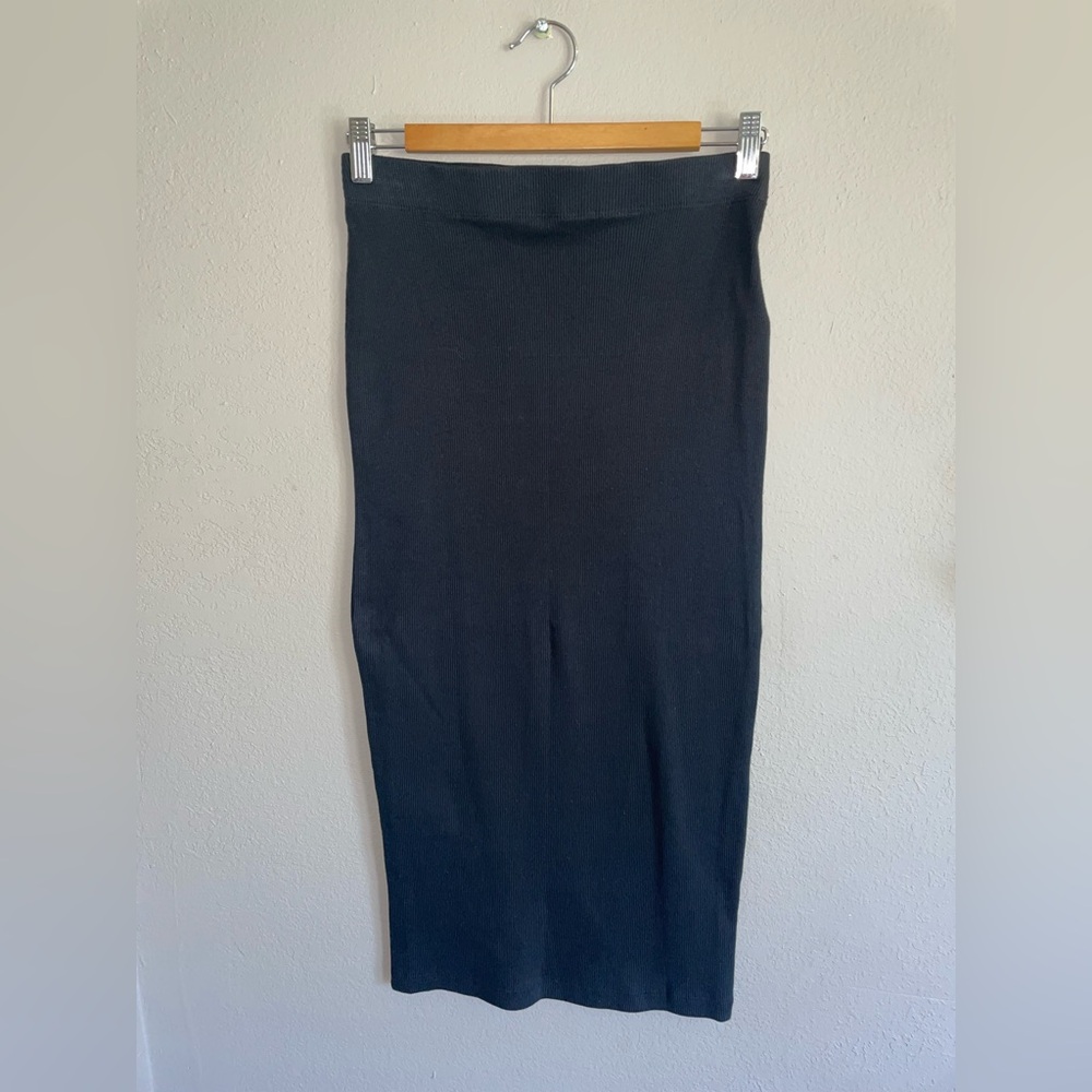 black ribbed skirt small Bagatelle Collection